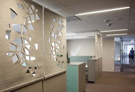 afskærmning med Fraster filt på kontor